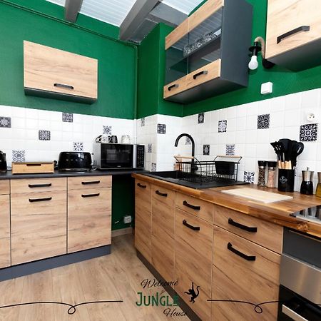 Maison "Jungle House" 90 M2 Billard, Retroprojecteur, Bar A Jeux , Vinyle, Wifi Fibre, Ideal Pro & Famille A Montbrison Eksteriør bilde
