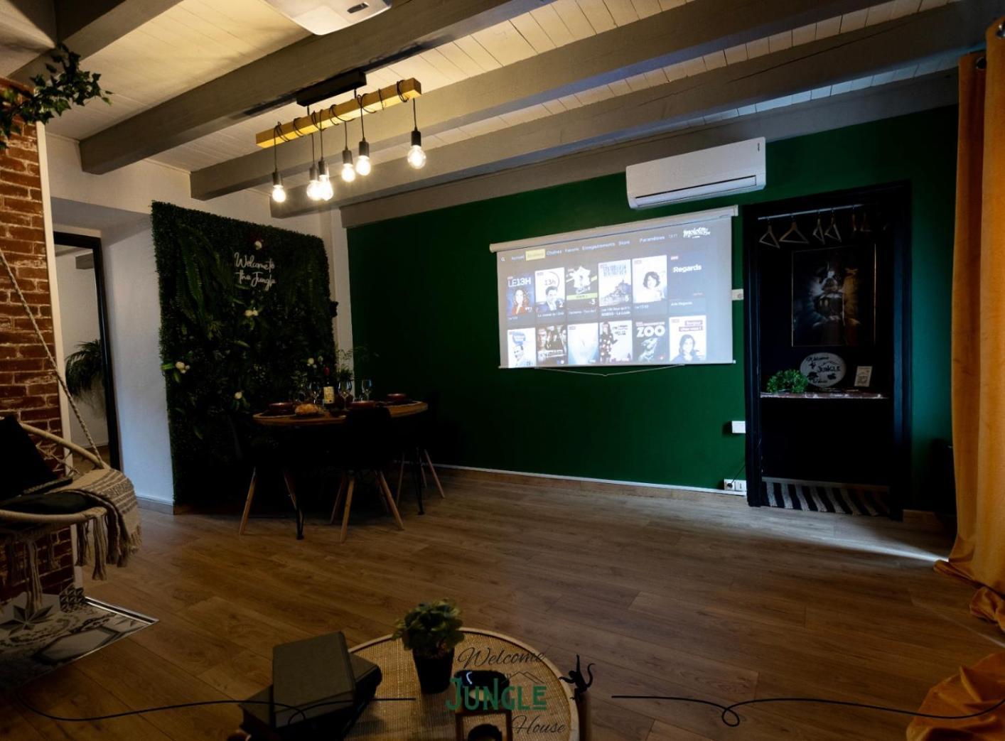 Maison "Jungle House" 90 M2 Billard, Retroprojecteur, Bar A Jeux , Vinyle, Wifi Fibre, Ideal Pro & Famille A Montbrison Eksteriør bilde