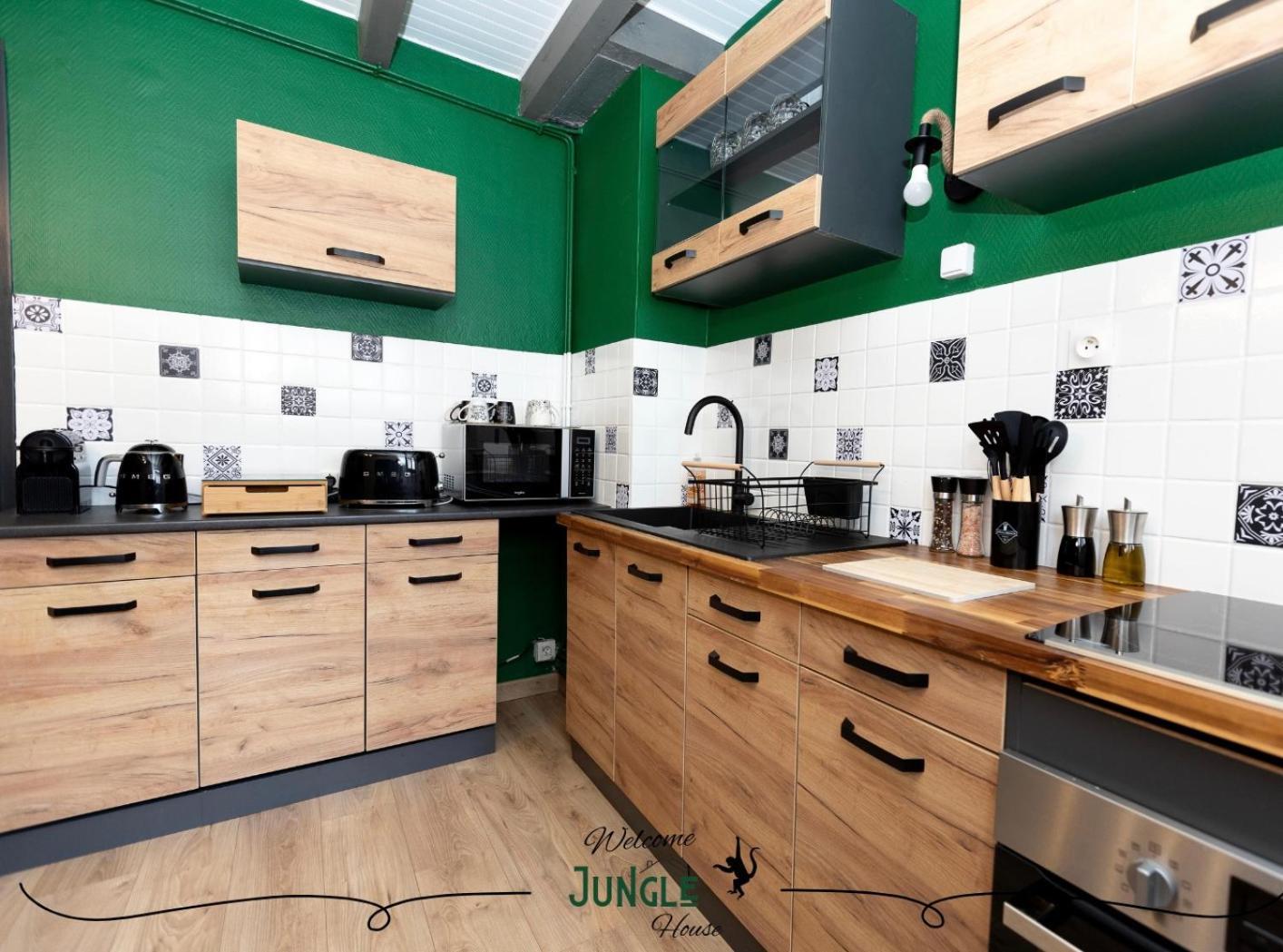 Maison "Jungle House" 90 M2 Billard, Retroprojecteur, Bar A Jeux , Vinyle, Wifi Fibre, Ideal Pro & Famille A Montbrison Eksteriør bilde