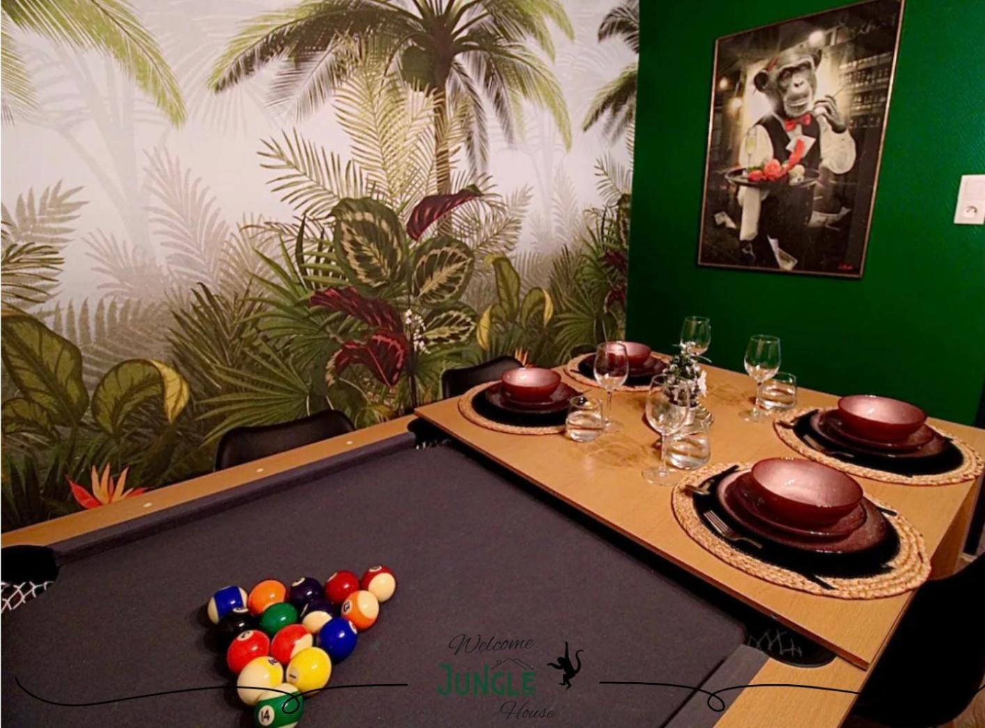 Maison "Jungle House" 90 M2 Billard, Retroprojecteur, Bar A Jeux , Vinyle, Wifi Fibre, Ideal Pro & Famille A Montbrison Eksteriør bilde