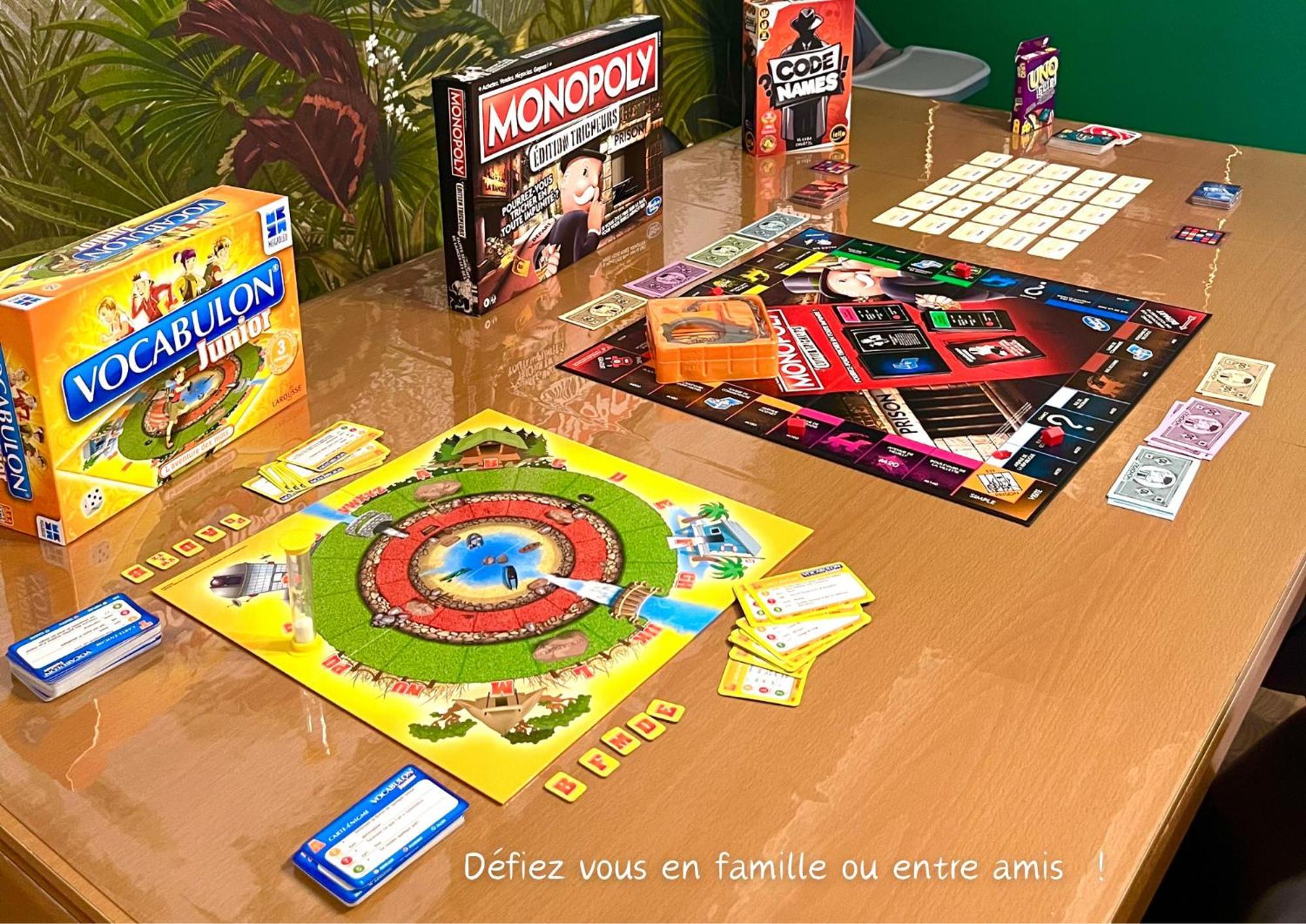 Maison "Jungle House" 90 M2 Billard, Retroprojecteur, Bar A Jeux , Vinyle, Wifi Fibre, Ideal Pro & Famille A Montbrison Eksteriør bilde